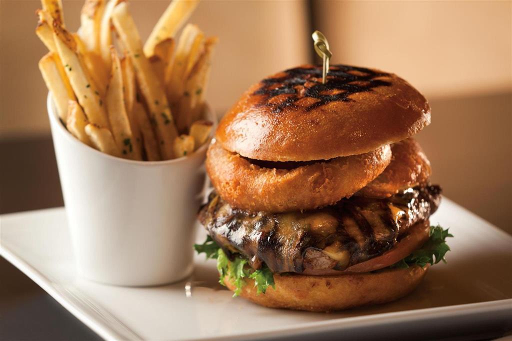 West Street Hotel Bar Harbor Restaurant photo