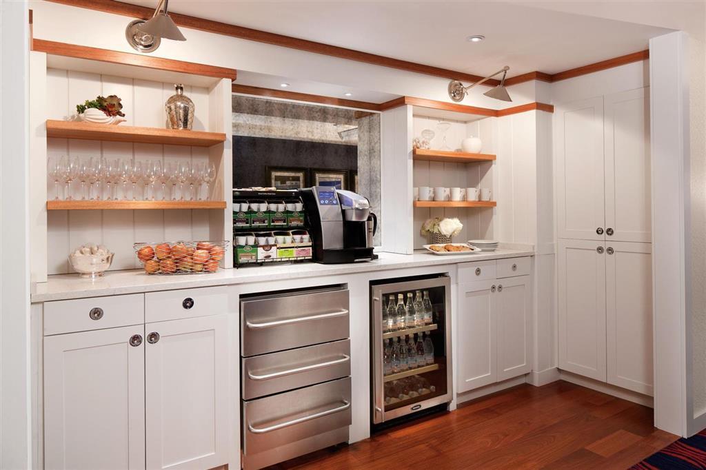 West Street Hotel Bar Harbor Restaurant photo